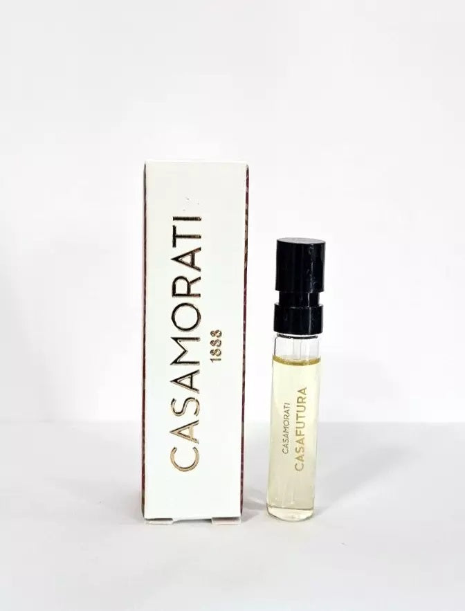 Officiellt parfymprov av Casamorati Casafutura-doften 2 ml 0,06 fl. oz.