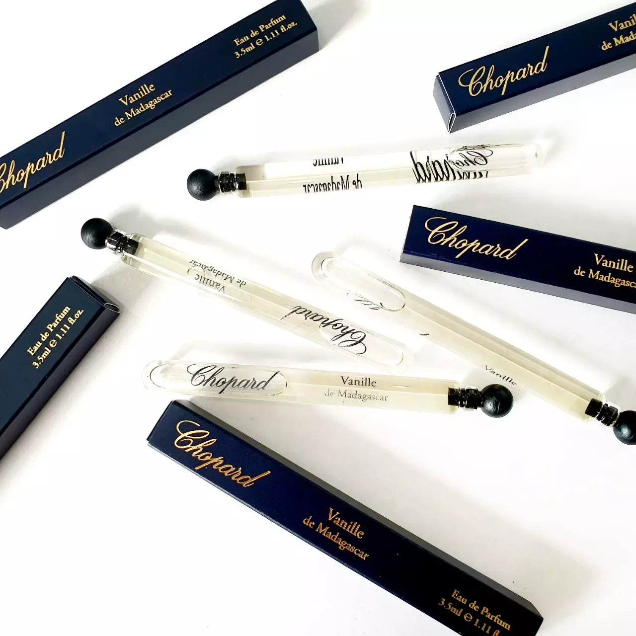 Chopard Vanille de Madagascar 3,5 ml 0,12 fl. oz. officiellt prov - Chopard Rose Seljuke - Chopard Haute Parfumerie - Chopard Rose Seljuke 3,5 ml 0,12 fl. oz. mini - smelltoimpress