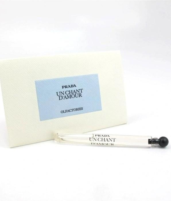 Prada Un Chant D’amour Olfactories mini 4ml 0,14 fl. uns. échantillon de parfum officiel, Prada Un Chant D’amour Olfactories mini 4ml 0,14 fl. uns. virallinen hajuvesinäyte, Prada Un Chant D’amour Olfactories mini 4ml 0,14 fl. uns. oficjalna próbka p
